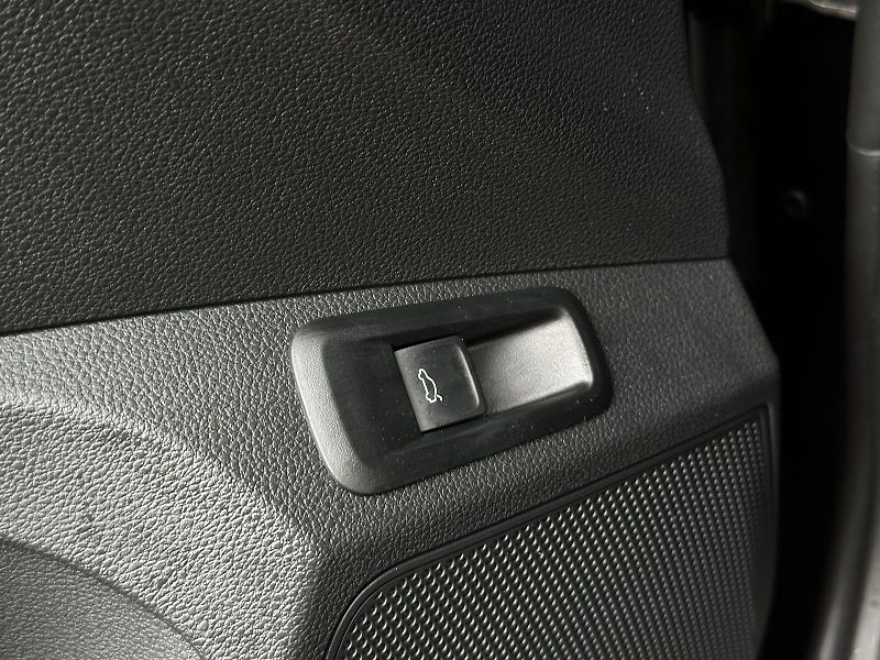 Škoda Scala First Edition 1.0TSi 85kW DSG - fotka 16 z 48