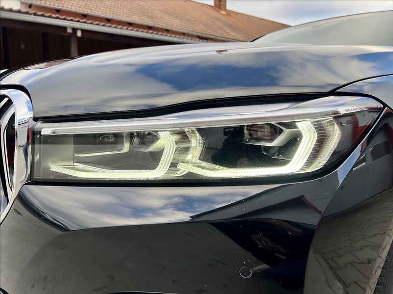 BMW Řada 7 3,0 730d xDrive záruka 2027 - fotka 59 z 61
