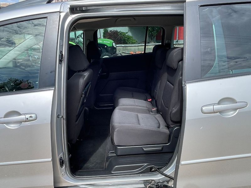 Mazda 5 2.0MZR-CD *105KW*7.MÍST*EL.DVE - fotka 11 z 36