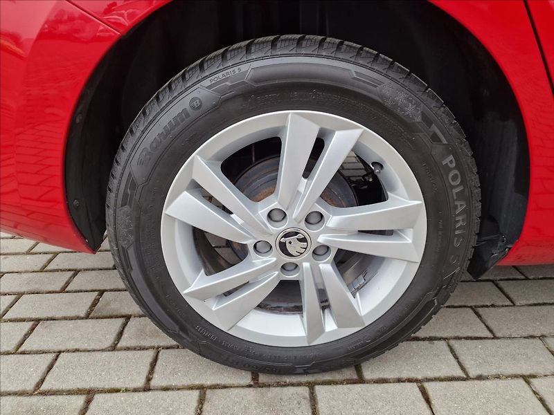 Škoda Fabia 1.0 TSI TOUR,ČR,1.Majitel - fotka 44 z 48