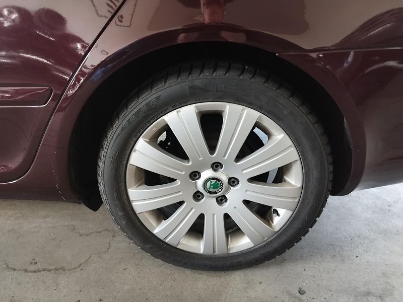 Škoda Octavia (2010) 1,6TDI,77KW,DSG,ALU,NAVI - fotka 9 z 29