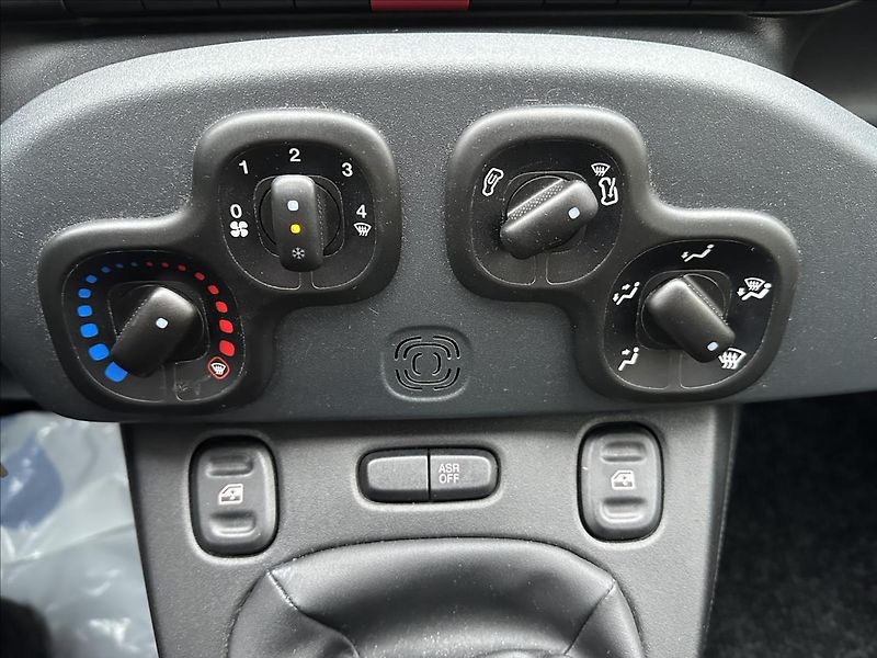 Fiat Panda 1,2 1.majitel - fotka 17 z 20