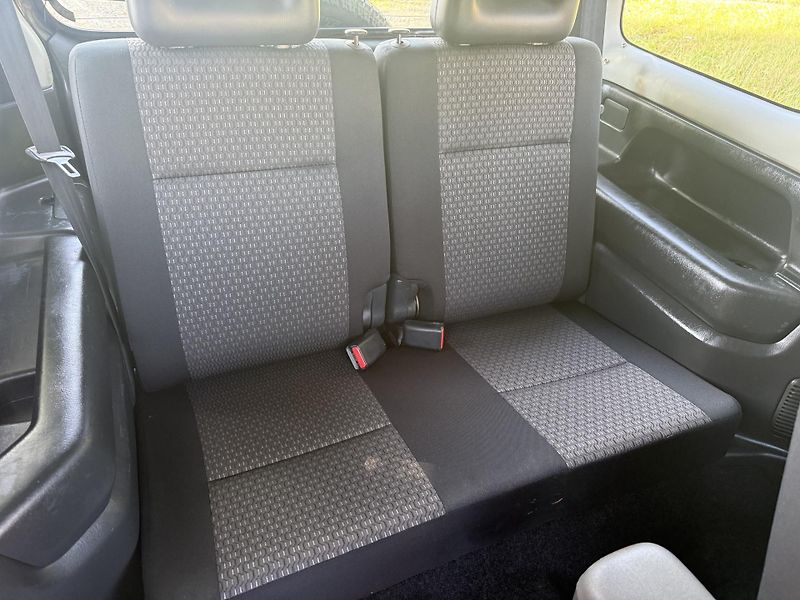 Suzuki Jimny 1,3i 4x4 TAŽNÉ - fotka 14 z 20
