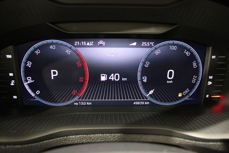 Škoda Karoq 2,0 TDI DSG style 1.maj, CZ - fotka 21 z 33