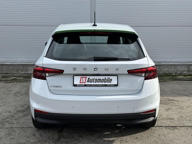 Škoda Fabia 1.0TSi 95PS LED V.Cockpit Clim - fotka 5 z 34