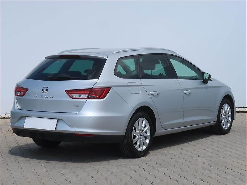 Seat Leon (2016) Style 1.6 TDI, Automat, Navi - fotka 5 z 17