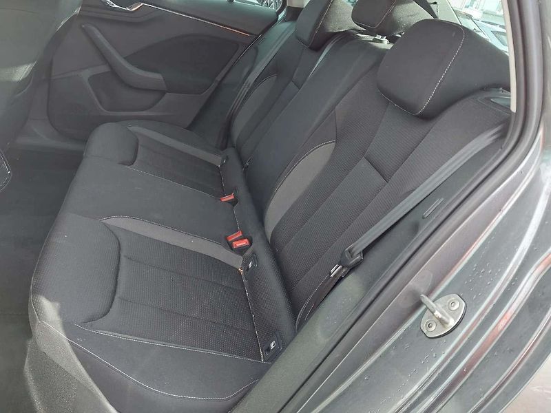 Škoda Scala (2023) 1.5TSI Tour*NAV*ACC*CAM - fotka 10 z 15