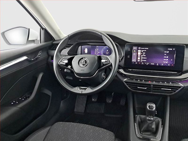 Škoda Octavia (2022) 2.0 TDI - fotka 7 z 20