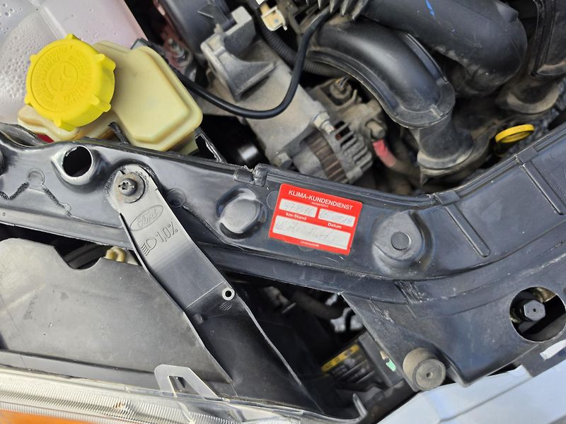 Ford Fusion 1.4 i Klimatizace TZ - fotka 16 z 24