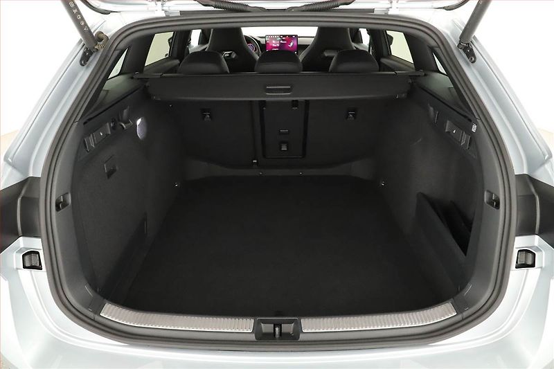 Škoda Superb (2025) 2.0 TDI, SPORTLINE, DPH - fotka 11 z 28