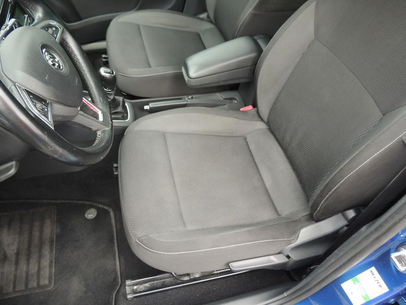 Škoda Rapid (2014) 1.2TSi,77kw,dobrá výbava,xenon - fotka 27 z 45