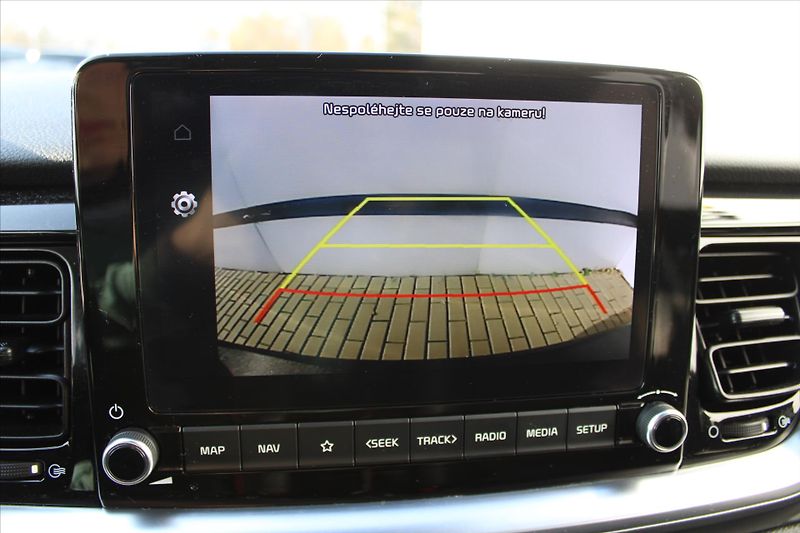 Kia Stonic 1.2 DPI GT LINE NAVIGACE ČR - fotka 19 z 24