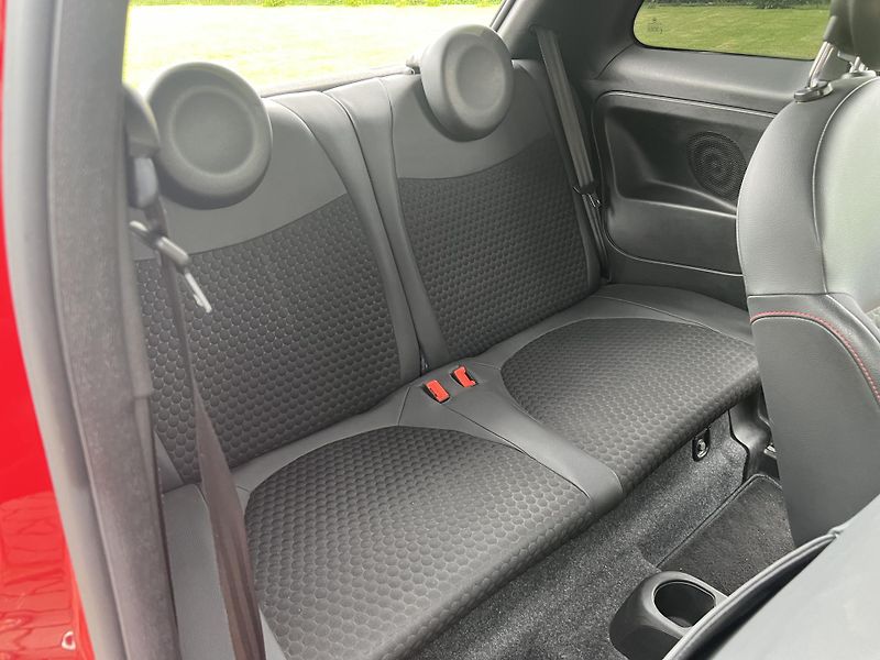 Fiat 500 0,9T 63KW,SPORT,PODVOZEK,DIGI - fotka 21 z 41