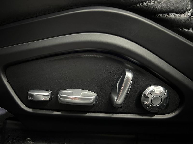Porsche Panamera 4S DIESEL PDLS, WEBASTO - fotka 28 z 37