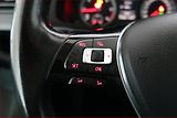 Volkswagen Caravelle (2016) Comfortline 2.0 TDI, 1Maj - náhled 18