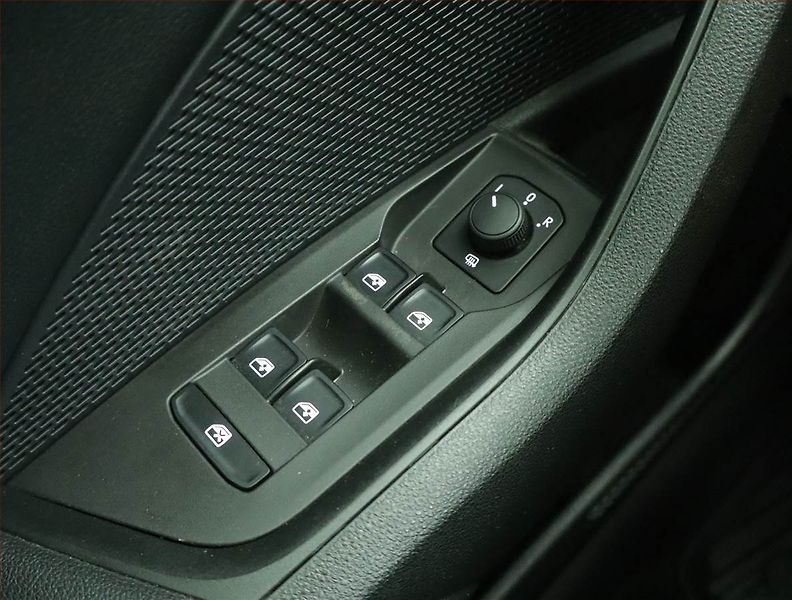 Škoda Octavia (2023) 2.0 TDI, ČR,1.maj, Serv.kniha - fotka 14 z 15