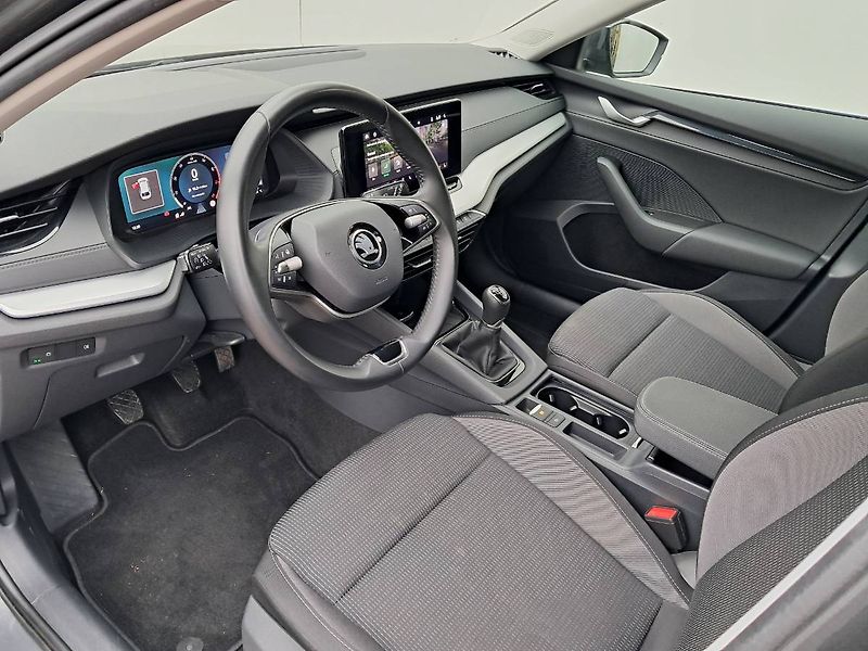 Škoda Octavia (2024) Combi IV  Selection  1.5 TSI / - fotka 21 z 29