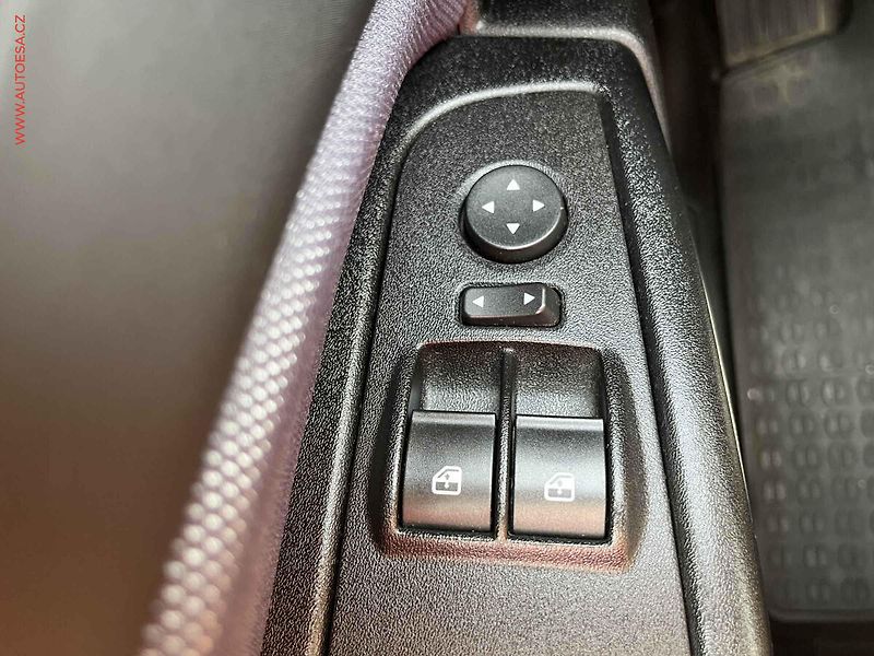 Fiat Bravo (2008) 1.9JTD - fotka 12 z 13
