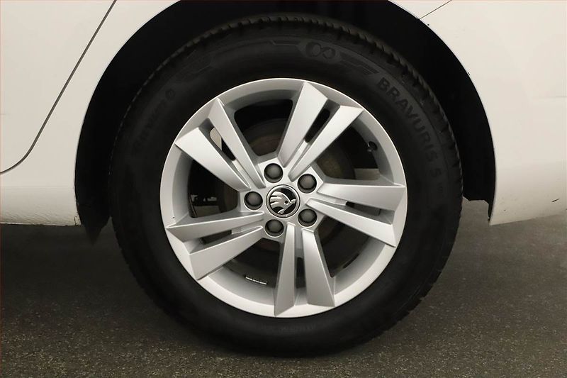 Škoda Fabia (2022) Ambition 1.0 TSI, ČR,1.maj - fotka 13 z 13