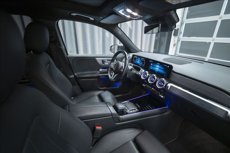 Mercedes-Benz GLB 2,0 200d 4MATIC NAVI KAMERA ČR - fotka 7 z 47