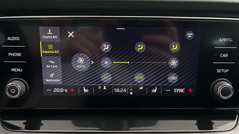 Škoda Octavia 2.0 TDI Ambition - fotka 24 z 25