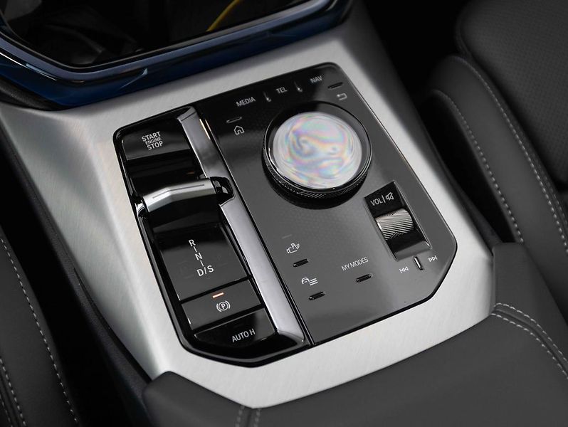 BMW X3 M50 xDrive - fotka 15 z 22