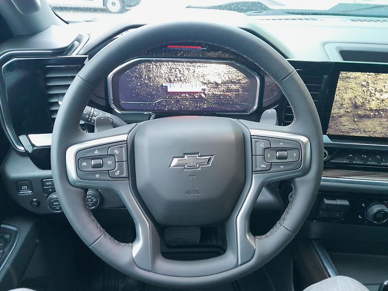 Chevrolet Silverado (2026) 6,2 V8 Trail Boss Z71 - fotka 31 z 45