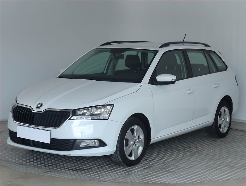 Škoda Fabia (2019) 1.0 TSI, Tempomat - fotka 2 z 17