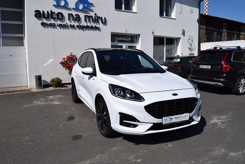 Ford Kuga (2022) 2.5 DURATEC PHEV 112kw e-CVT - fotka 5 z 50