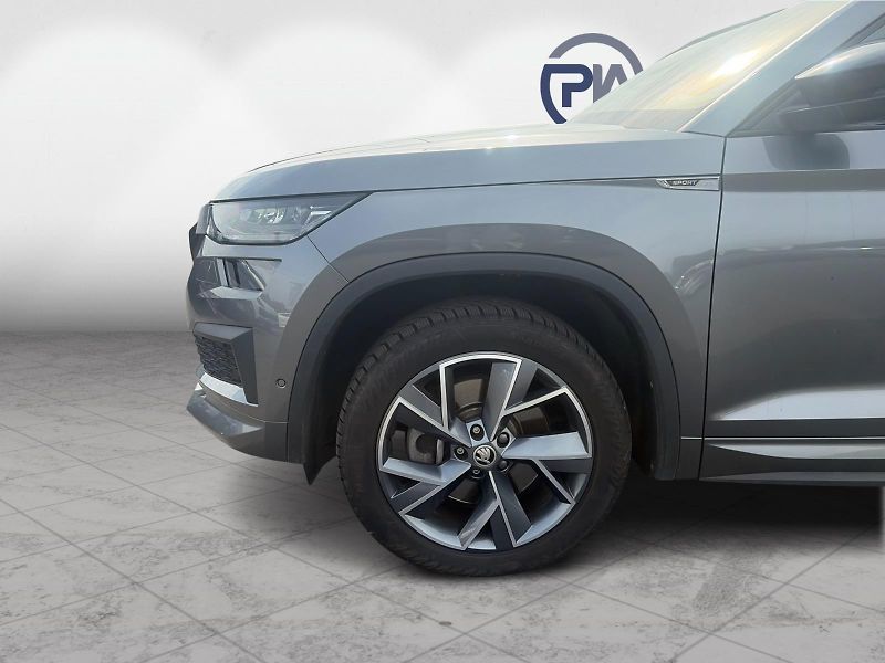 Škoda Kodiaq 2.0TDI Sportline DSG 4x4 7míst - fotka 11 z 24