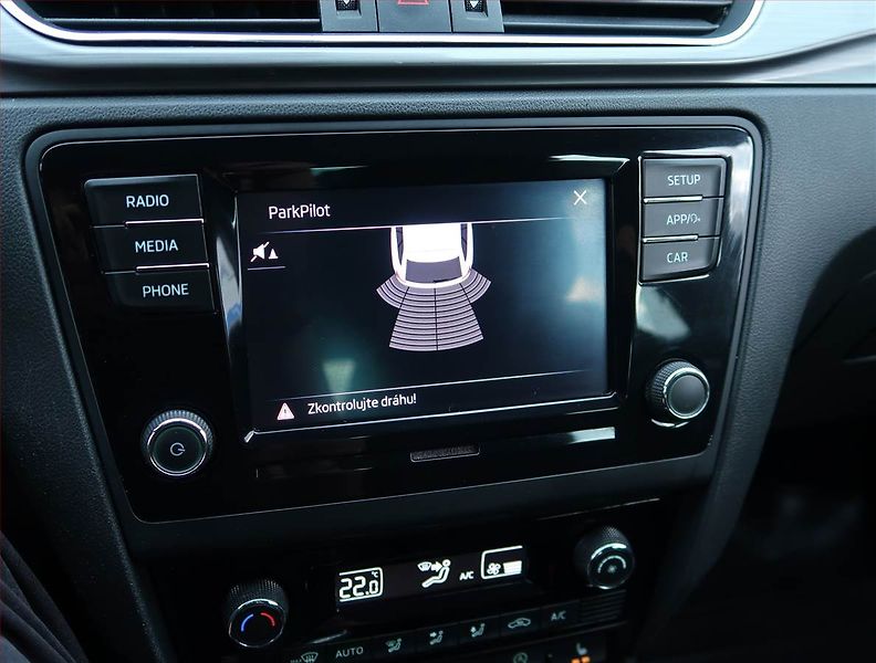Škoda Rapid (2017) Spaceback 1.0 TSI, Serv.kniha - fotka 16 z 17