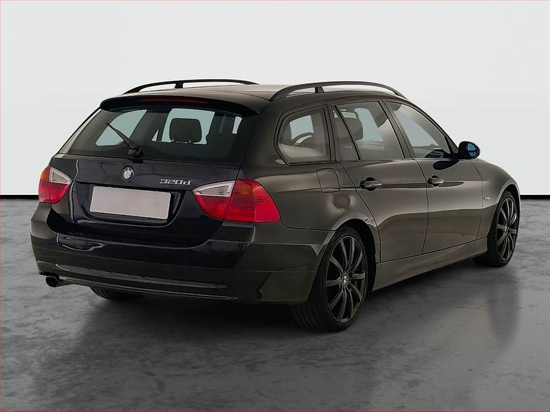 BMW Řada 3 (2008) 320 d, Serv.kniha, nová STK - fotka 5 z 21