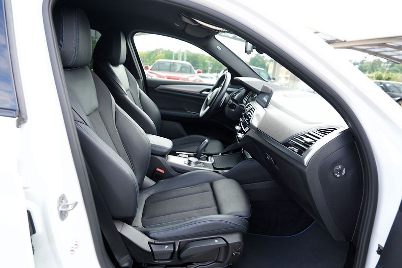 BMW X4 (2020) 2.0d xDrive Mpaket/190PS/ČR - fotka 28 z 46