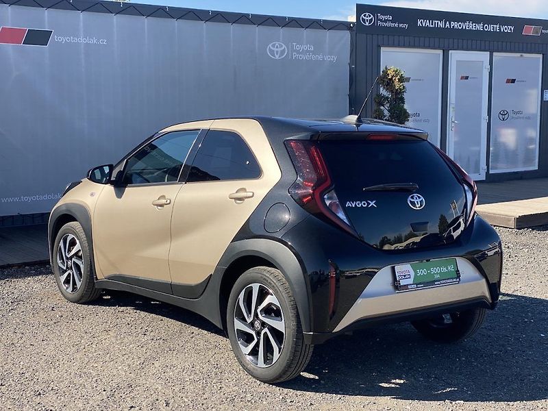 Toyota Aygo 1.0i, ČR, Style, automat, DPH - fotka 5 z 16