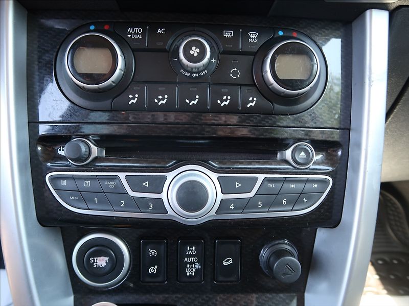 Renault Koleos 2,0 dCi,127kW,NovéČR,AWD,tažné - fotka 16 z 25