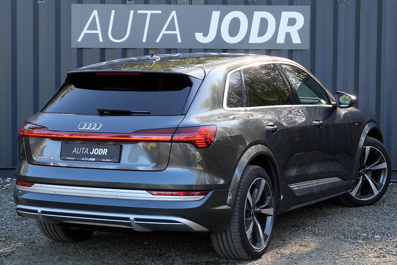 Audi e-tron S 370 kW Quattro, SoH 95,6%  - fotka 8 z 39