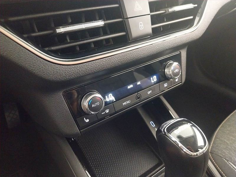 Škoda Scala (2020) Style 1.0 TSI, Automat - fotka 16 z 21