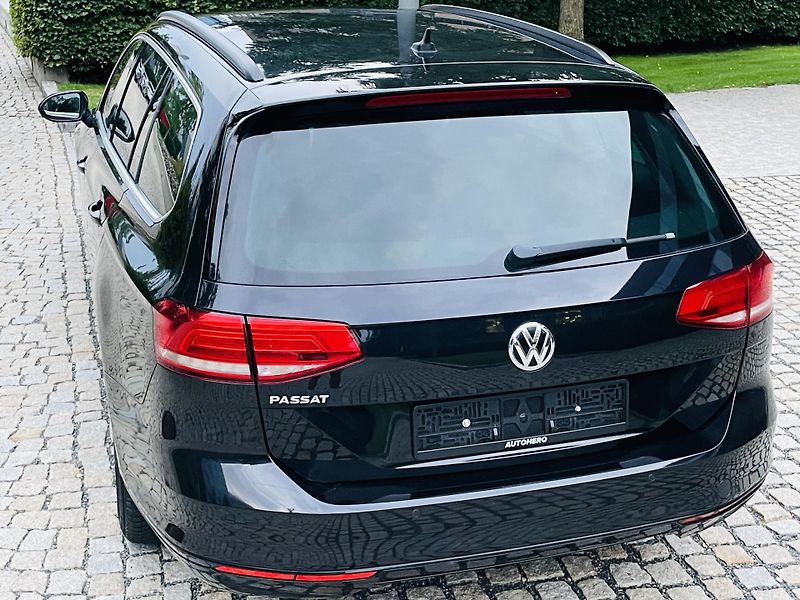 Volkswagen Passat 2.0TDI AUTOMAT VÝHŘEV SENZORY - fotka 17 z 48