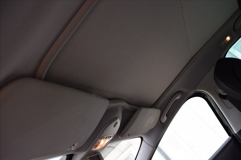 Peugeot 3008 1,6 i 88KW ALU NAVI PANORAMA - fotka 43 z 50