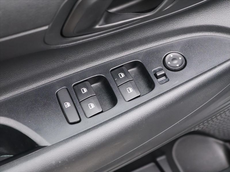 Hyundai Bayon 1,2 i 62kW Comfort CZ - fotka 15 z 32