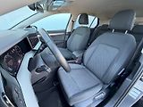 Volkswagen Golf (2025) 1.5 TSI 85kW People - náhled 6