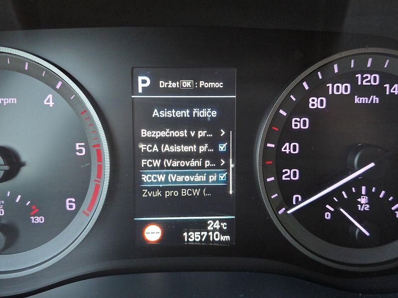 Hyundai Tucson (2019) N-Line 2.0 CRDi 136kw 8A/T 4x4 - fotka 19 z 30