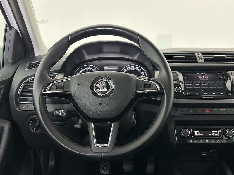Škoda Fabia Style - fotka 18 z 28