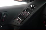 Volkswagen Tiguan (2012) R-Line 2.0 TDI, 4X4 - náhled 16