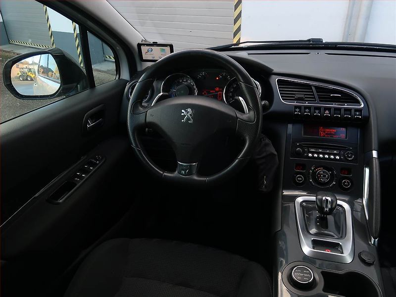 Peugeot 3008 (2013) Hybrid4, Automat, Tempomat - fotka 7 z 22