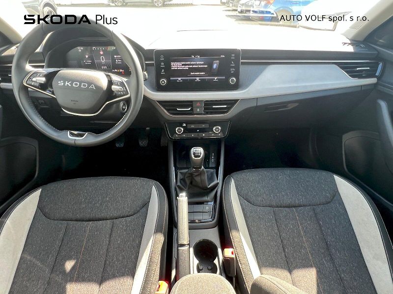 Škoda Scala (2025) Top Selection 1.0TSi 85kW 6°ma - fotka 5 z 28