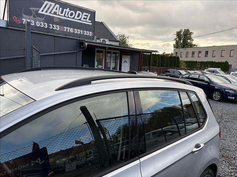 Volkswagen Golf Sportsvan 1,6 TDi 81kW  Serviska,Navigac - fotka 39 z 49