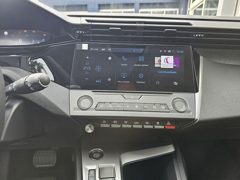 Peugeot 308 (2025) SW ALLURE 1.BHDi 130k EAT8 - fotka 15 z 18