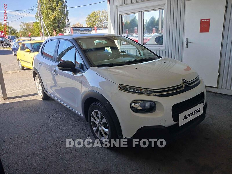 Citroën C3 (2018) 1.2 PT, 1.maj,ČR, 1. Majitel - fotka 1 z 3