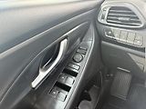 Hyundai i30 1.5 DPi 81kW FAMILY Comfort - náhled 13